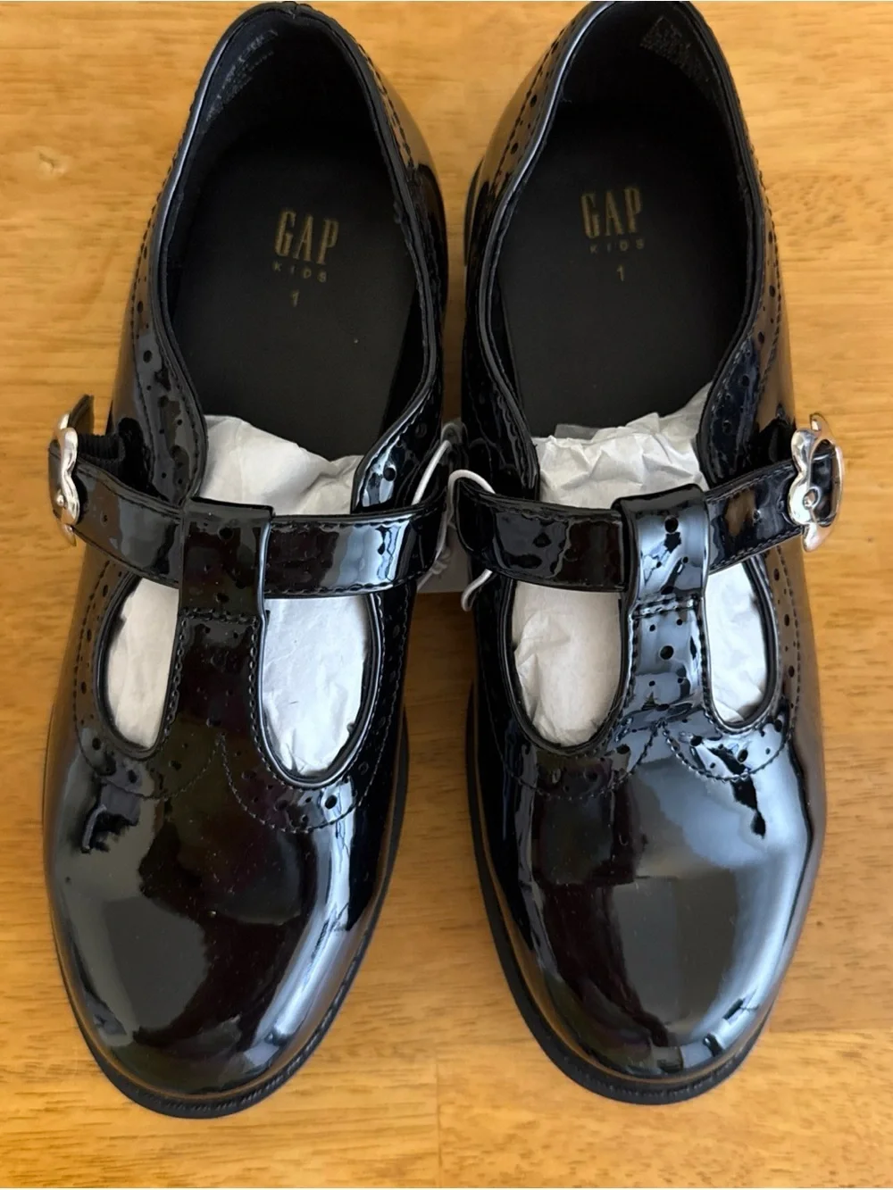 Gap Girls T Strap Loafers Vegan Patent Leather Black 1 Classic Mary Jane Holiday